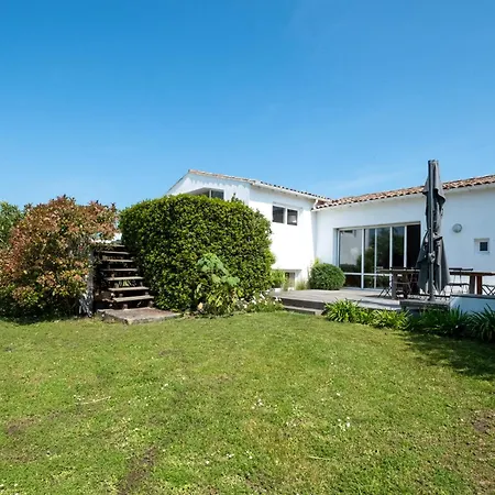 Maison De Famille Donnant Sur Le Golf Et Le Fier D'ars Dans Un Parc De 7500m2